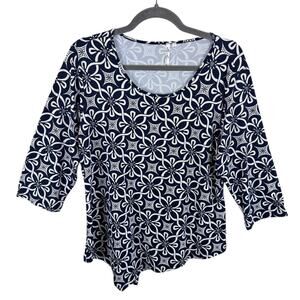 Lulu B Navy White Nylon 3/4 Sleeve Asymmetrical Hem Stretchy Blouse Size L